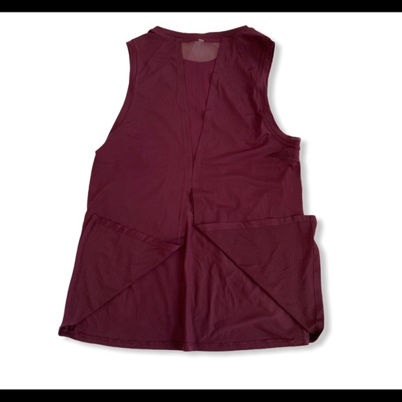 Fabletics tank. - Picture 2 of 2